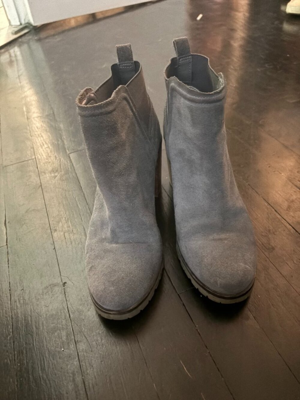 Gray Suede Chelsea Ankle Booties Stacked Heel Sz 9